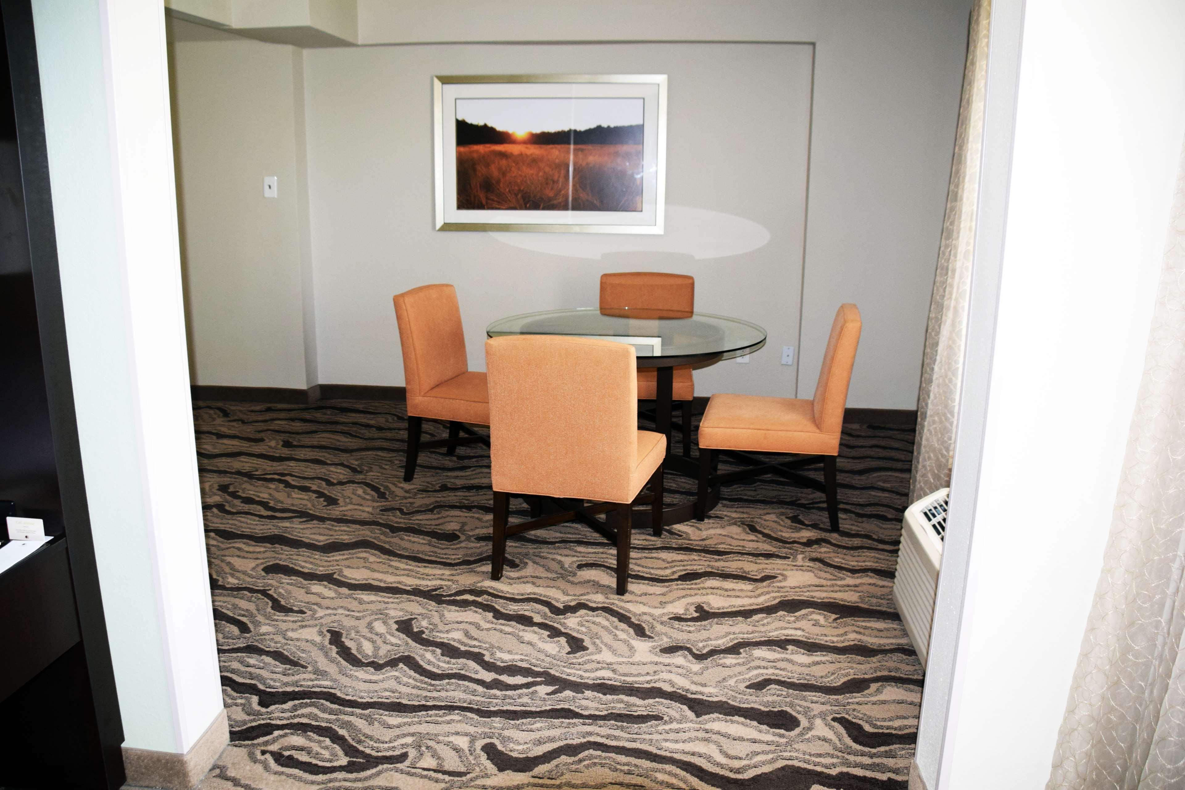 Doubletree By Hilton Montgomery Downtown Luaran gambar