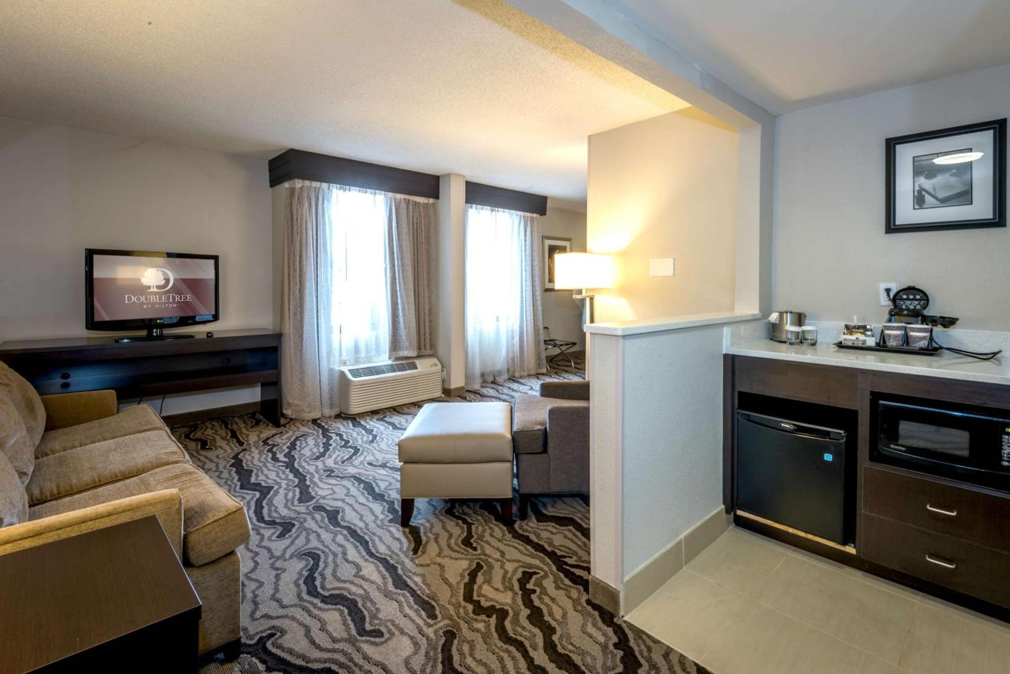 Doubletree By Hilton Montgomery Downtown Luaran gambar