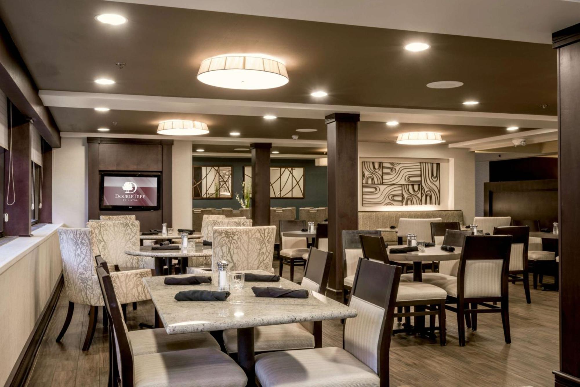 Doubletree By Hilton Montgomery Downtown Luaran gambar